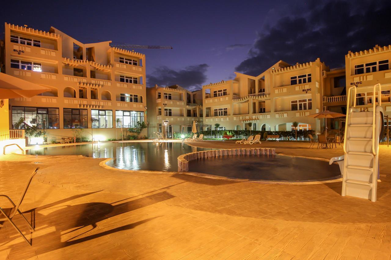 Complexe Touristique Bouzour Hotel Mostaganem Luaran gambar